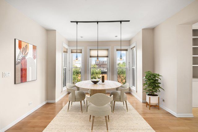 500 W Armitage Avenue 4, Chicago, IL 60614