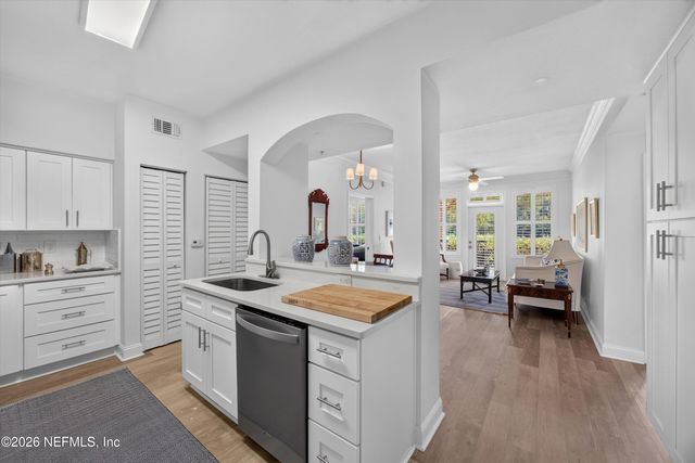 10435 MIDTOWN Parkway 135, Jacksonville, FL 32246
