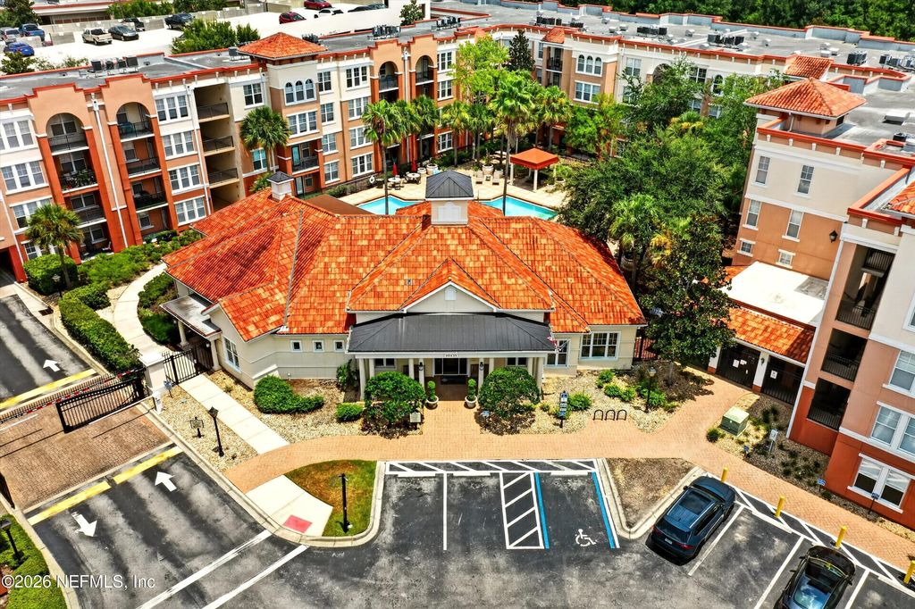 10435 MIDTOWN Parkway 135, Jacksonville, FL 32246
