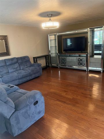 11801 RAINTREE LAKE LANE B, Tampa, FL 33617