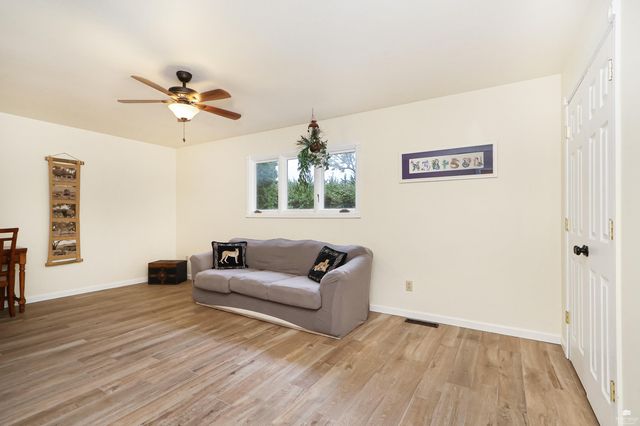 3214 Buffalo Road, Manhattan, KS 66503