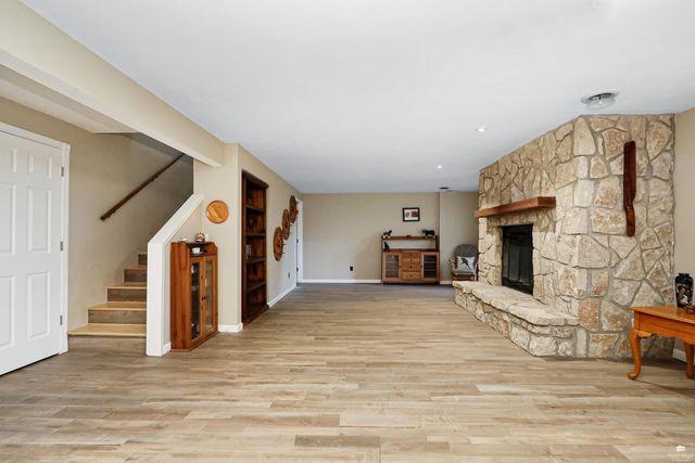3214 Buffalo Road, Manhattan, KS 66503
