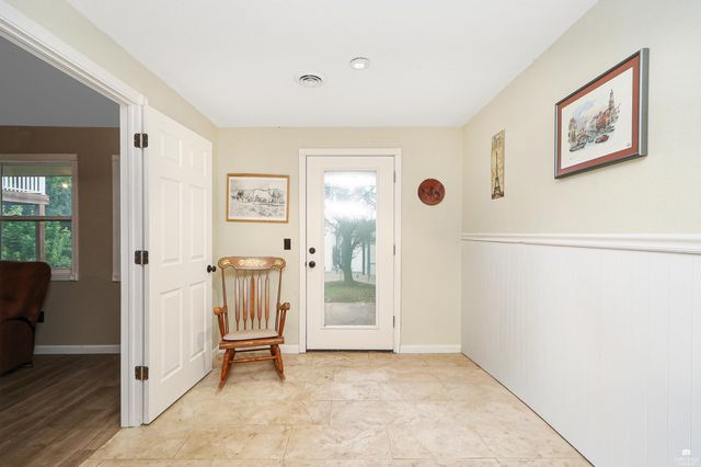 3214 Buffalo Road, Manhattan, KS 66503
