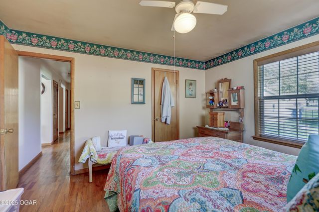 1121 Ash Street, Carthage, MO 64836