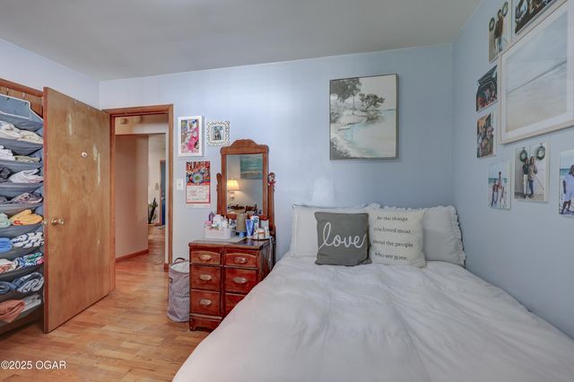 1121 Ash Street, Carthage, MO 64836