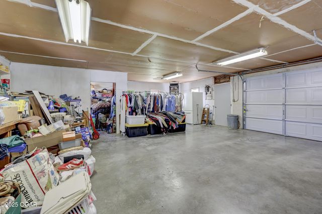 1121 Ash Street, Carthage, MO 64836