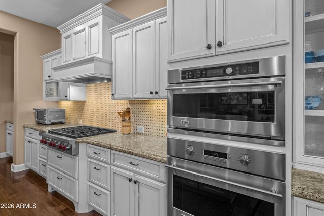 3738 E RIOPELLE Avenue, Gilbert, AZ 85298