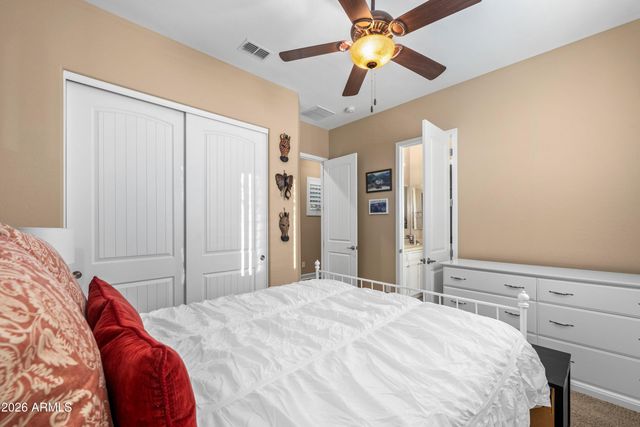 3738 E RIOPELLE Avenue, Gilbert, AZ 85298