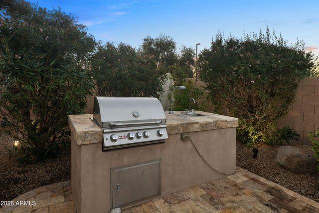 3738 E RIOPELLE Avenue, Gilbert, AZ 85298