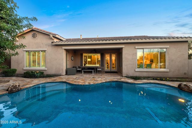 3738 E RIOPELLE Avenue, Gilbert, AZ 85298