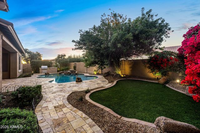 3738 E RIOPELLE Avenue, Gilbert, AZ 85298