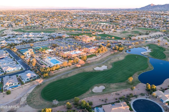 3738 E RIOPELLE Avenue, Gilbert, AZ 85298