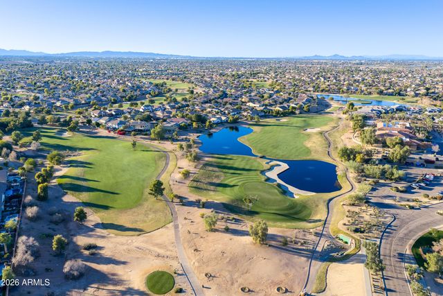 3738 E RIOPELLE Avenue, Gilbert, AZ 85298