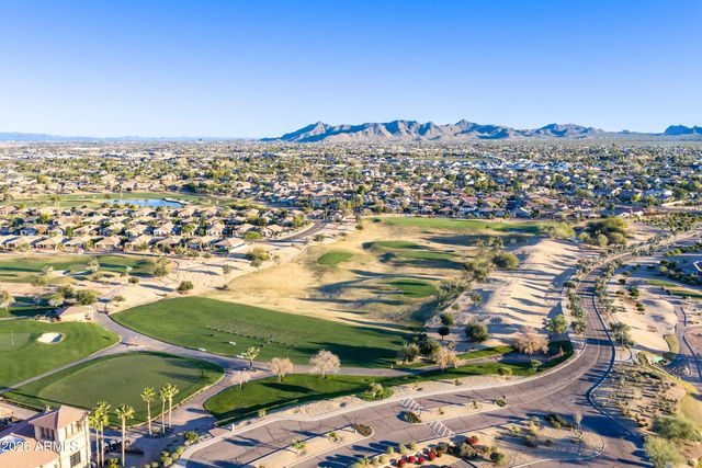 3738 E RIOPELLE Avenue, Gilbert, AZ 85298