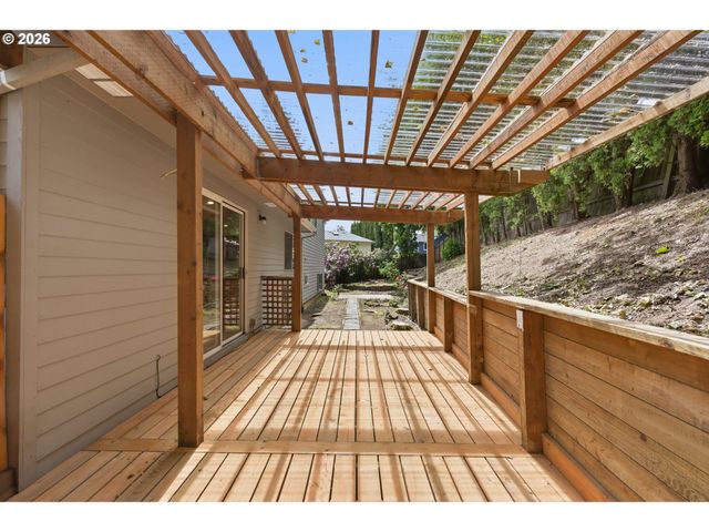 7035 Sw 164TH Ter, Beaverton, OR 97007