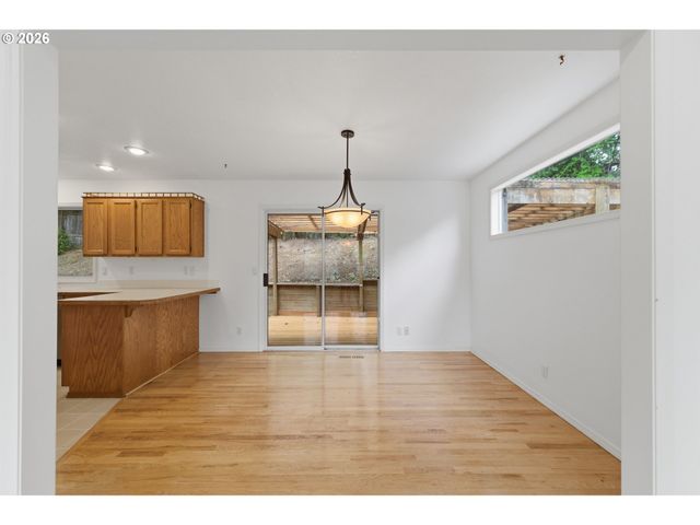 7035 Sw 164TH Ter, Beaverton, OR 97007