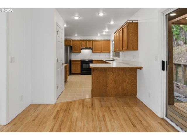 7035 Sw 164TH Ter, Beaverton, OR 97007