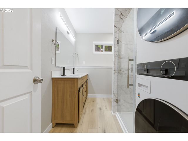 7035 Sw 164TH Ter, Beaverton, OR 97007