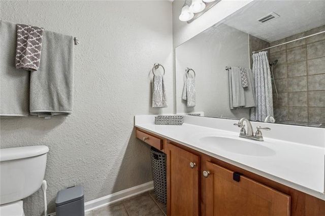 135 N River Drive G, Atlanta, GA 30350