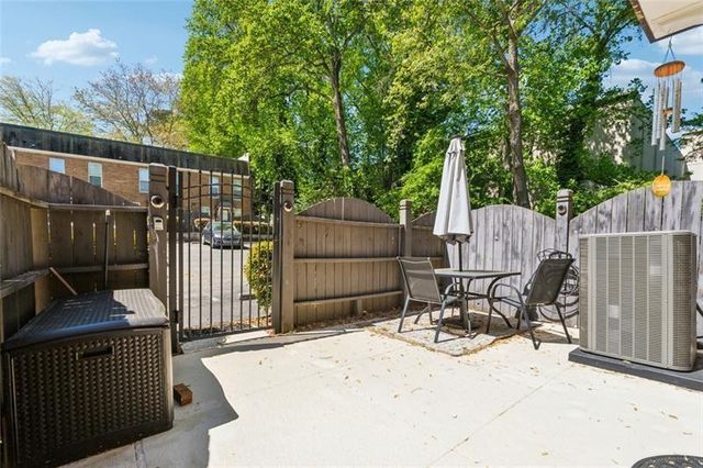 135 N River Drive G, Atlanta, GA 30350