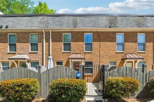 135 N River Drive G, Atlanta, GA 30350