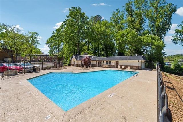 135 N River Drive G, Atlanta, GA 30350