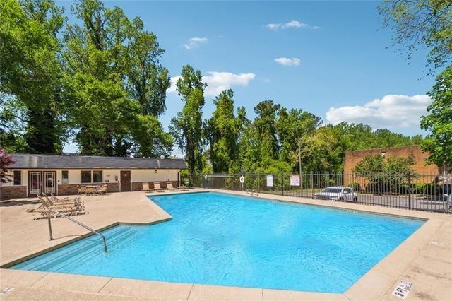 135 N River Drive G, Atlanta, GA 30350