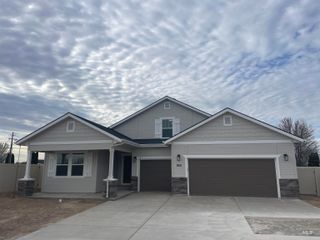 7795 E Meriwether Dr, Nampa, ID 83687