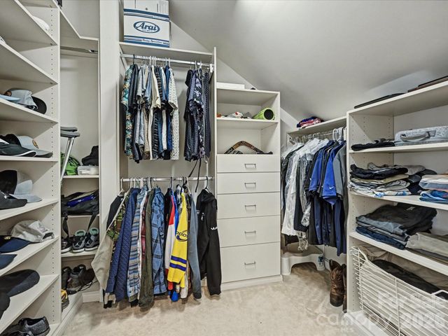 108 Braxton Gate Court, Mount Holly, NC 28120