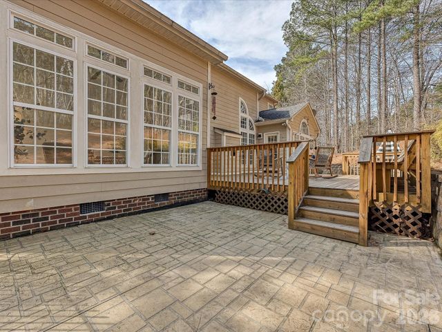 108 Braxton Gate Court, Mount Holly, NC 28120