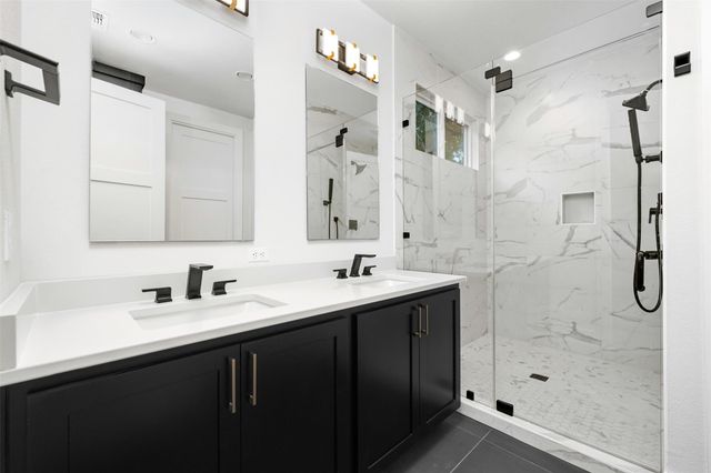 407 El Paso ST, Austin, TX 78704