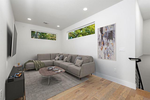 407 El Paso ST, Austin, TX 78704