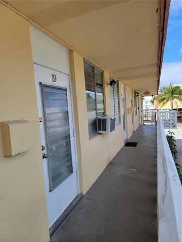 441 Collins Ave 19, Miami Beach, FL 33139