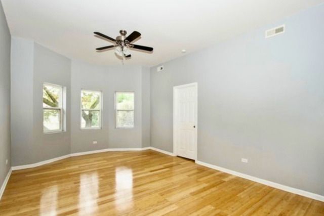 6359 S Rhodes Avenue, Chicago, IL 60637