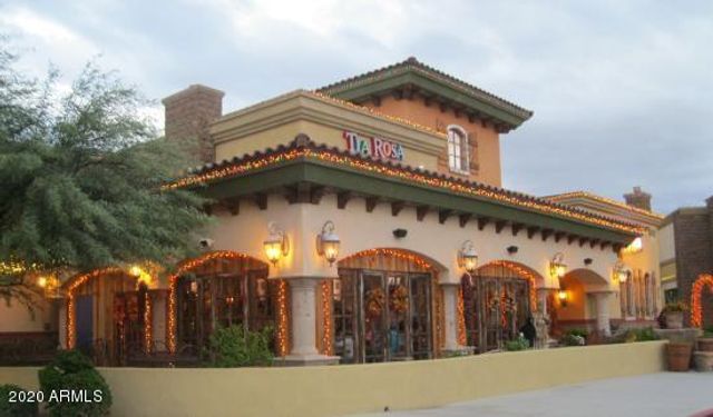 1042 N MOCCASIN Trail, Gilbert, AZ 85234