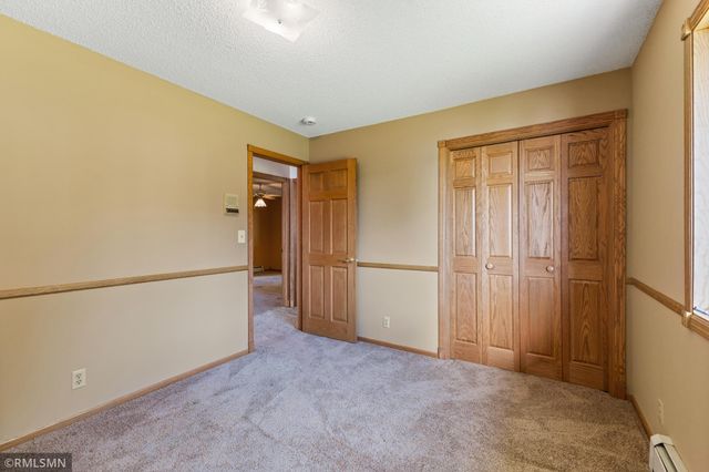 998 Kohlman Court, Maplewood, MN 55109