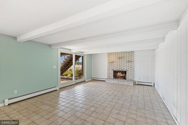 998 Kohlman Court, Maplewood, MN 55109