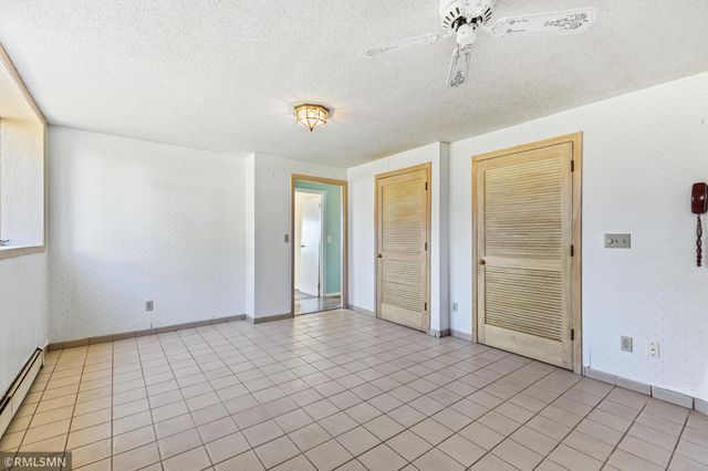 998 Kohlman Court, Maplewood, MN 55109