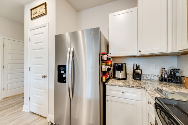 1004 McLaren Circle, Fort Walton Beach, FL 32547