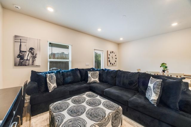 1004 McLaren Circle, Fort Walton Beach, FL 32547