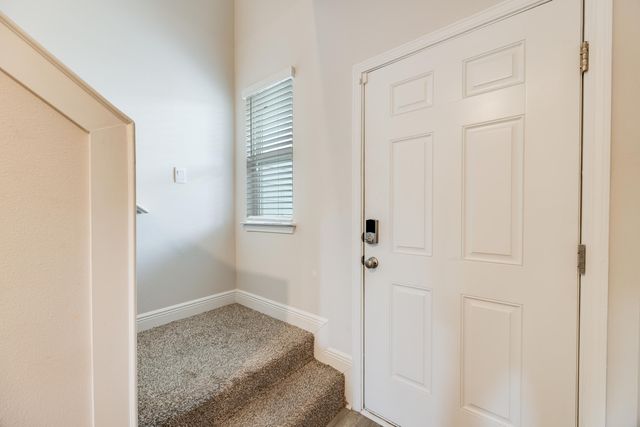 1004 McLaren Circle, Fort Walton Beach, FL 32547