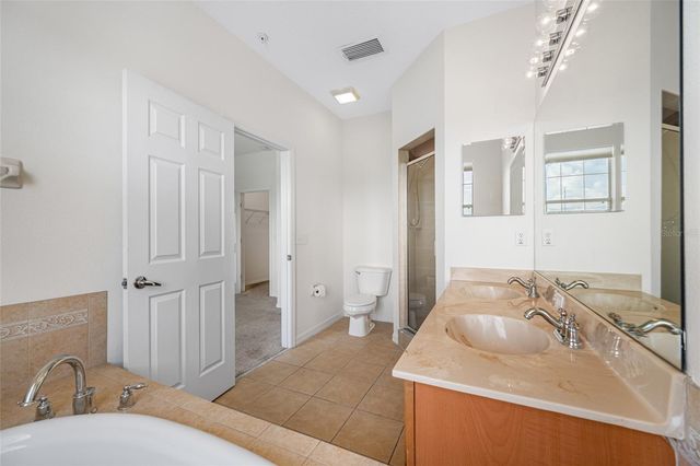 7125 102ND LANE, Seminole, FL 33772