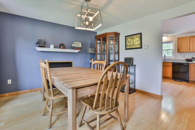 9 Mountain Road, Goffstown, NH 03045