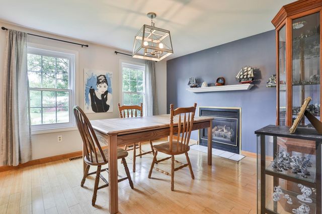 9 Mountain Road, Goffstown, NH 03045