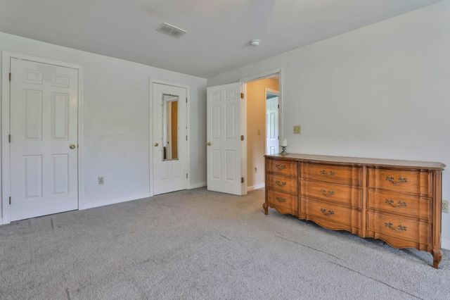9 Mountain Road, Goffstown, NH 03045