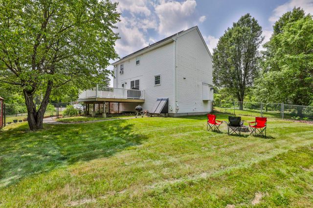 9 Mountain Road, Goffstown, NH 03045