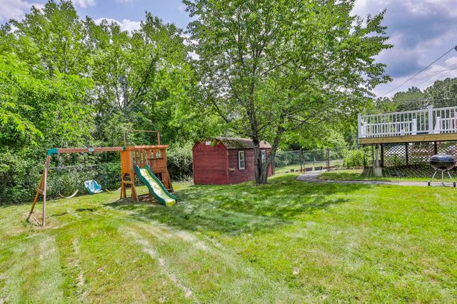 9 Mountain Road, Goffstown, NH 03045