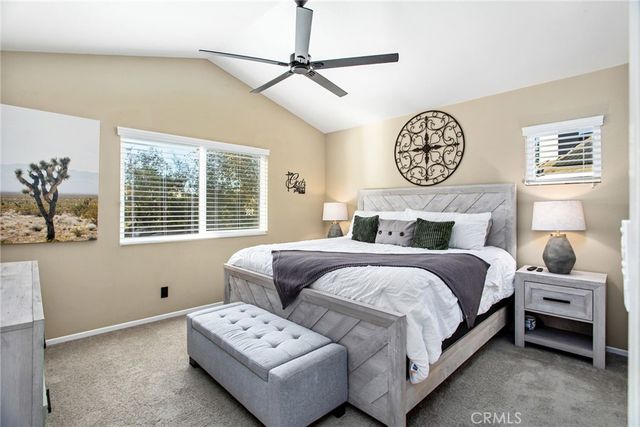 910 Pathfinder Way, Corona, CA 92878