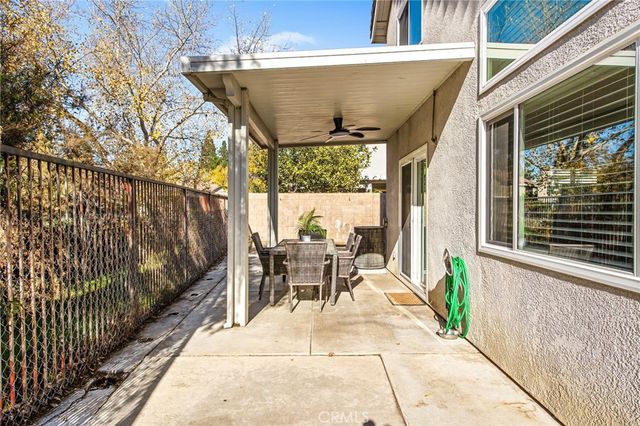 910 Pathfinder Way, Corona, CA 92878