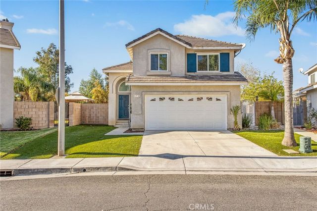 910 Pathfinder Way, Corona, CA 92878